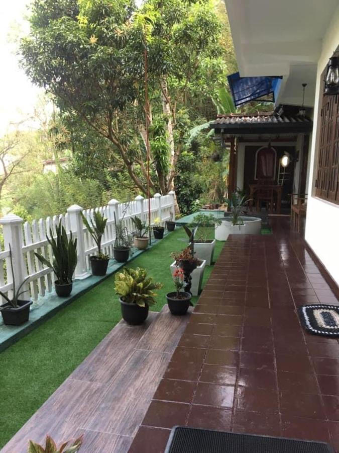 Villa25 Homestay Free Pick Up From The Centre Kandy Exterior foto
